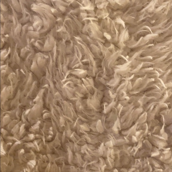 Super soft faux fur zip up vest - Picture 4 of 4